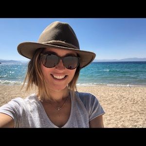 Meet your Posher, Michele